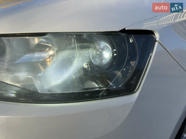 Шкода Рапид 2013 в Киеве на Automoto.ua Белый Шкода Рапид, объемом двигателя 1.6 л и пробегом 200 тыс. км за 8500 $, фото 8 на Automoto.ua