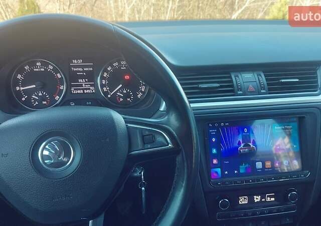 Белый Шкода Рапид, объемом двигателя 1.2 л и пробегом 122 тыс. км за 7500 $, фото 14 на Automoto.ua