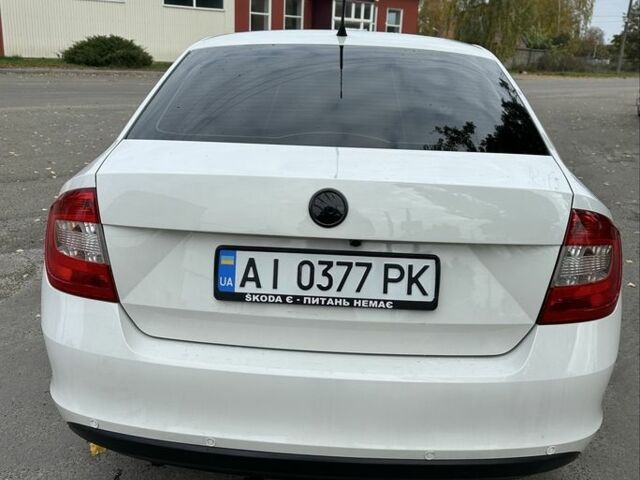 Білий Шкода Рапід, об'ємом двигуна 1.2 л та пробігом 230 тис. км за 8000 $, фото 2 на Automoto.ua