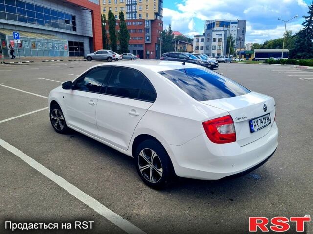 Білий Шкода Рапід, об'ємом двигуна 1.2 л та пробігом 170 тис. км за 7300 $, фото 2 на Automoto.ua