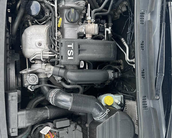 Белый Шкода Рапид, объемом двигателя 1.2 л и пробегом 259 тыс. км за 6500 $, фото 9 на Automoto.ua