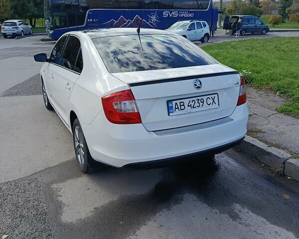 Білий Шкода Рапід, об'ємом двигуна 1.2 л та пробігом 179 тис. км за 6800 $, фото 1 на Automoto.ua