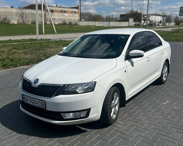 Шкода Рапид 2014 в Кропивницком (Кировограде) на Automoto.ua Белый Шкода Рапид, объемом двигателя 1.2 л и пробегом 175 тыс. км за 8100 $, фото 14 на Automoto.ua