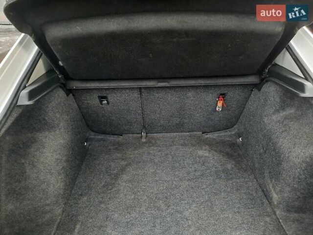 Белый Шкода Рапид, объемом двигателя 1.2 л и пробегом 291 тыс. км за 7000 $, фото 17 на Automoto.ua