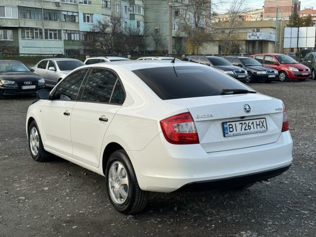 Шкода Рапид 2014 в Полтаве на Automoto.ua Белый Шкода Рапид, объемом двигателя 1.2 л и пробегом 140 тыс. км за 6700 $, фото 2 на Automoto.ua