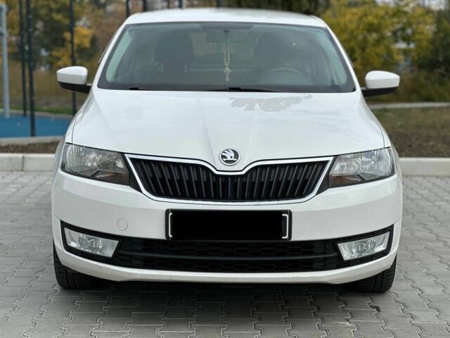 Шкода Рапид 2014 в Кропивницком (Кировограде) на Automoto.ua Белый Шкода Рапид, объемом двигателя 1.2 л и пробегом 180 тыс. км за 7499 $, фото 1 на Automoto.ua