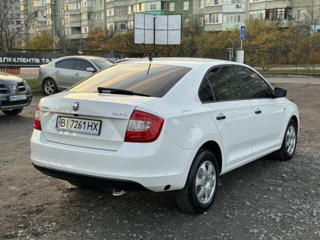 Шкода Рапид 2014 в Полтаве на Automoto.ua Белый Шкода Рапид, объемом двигателя 1.2 л и пробегом 140 тыс. км за 6700 $, фото 3 на Automoto.ua