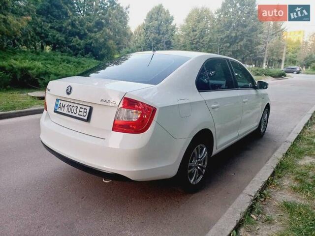 Білий Шкода Рапід, об'ємом двигуна 1.6 л та пробігом 240 тис. км за 7000 $, фото 24 на Automoto.ua