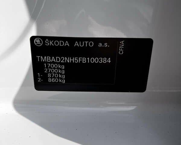 Белый Шкода Рапид, объемом двигателя 1.6 л и пробегом 115 тыс. км за 11600 $, фото 12 на Automoto.ua