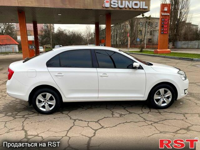 Білий Шкода Рапід, об'ємом двигуна 1.6 л та пробігом 200 тис. км за 8500 $, фото 5 на Automoto.ua