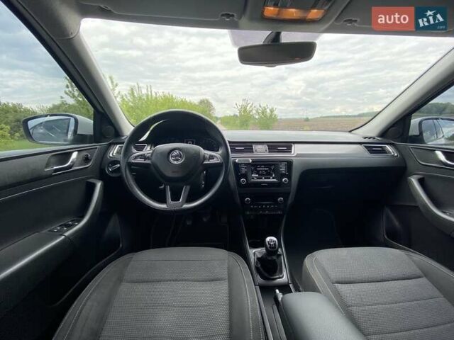 Білий Шкода Рапід, об'ємом двигуна 1.6 л та пробігом 340 тис. км за 6900 $, фото 14 на Automoto.ua