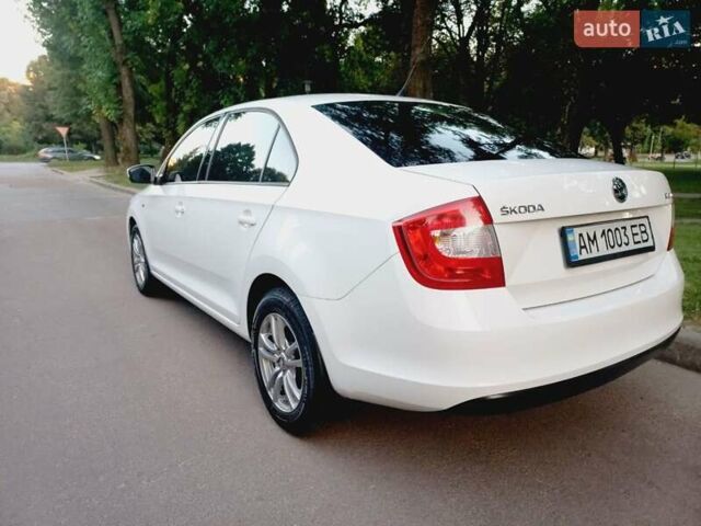 Шкода Рапид 2015 в Житомире на Automoto.ua Белый Шкода Рапид, объемом двигателя 1.6 л и пробегом 240 тыс. км за 6500 $, фото 1 на Automoto.ua