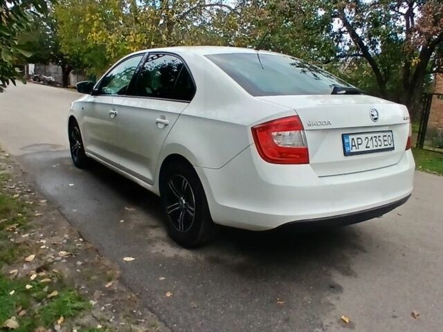 Білий Шкода Рапід, об'ємом двигуна 1.2 л та пробігом 106 тис. км за 6300 $, фото 2 на Automoto.ua