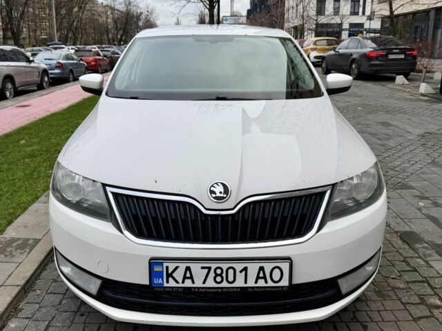Белый Шкода Рапид, объемом двигателя 1.2 л и пробегом 141 тыс. км за 7800 $, фото 11 на Automoto.ua