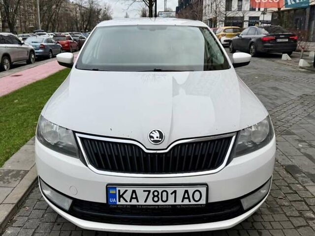Белый Шкода Рапид, объемом двигателя 1.2 л и пробегом 141 тыс. км за 7800 $, фото 11 на Automoto.ua