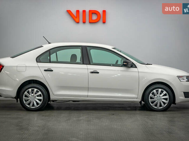 Білий Шкода Рапід, об'ємом двигуна 1.6 л та пробігом 78 тис. км за 11644 $, фото 3 на Automoto.ua