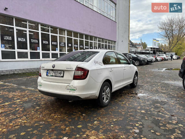 Шкода Рапид 2018 в Киеве на Automoto.ua Белый Шкода Рапид, объемом двигателя 1.6 л и пробегом 350 тыс. км за 7000 $, фото 3 на Automoto.ua