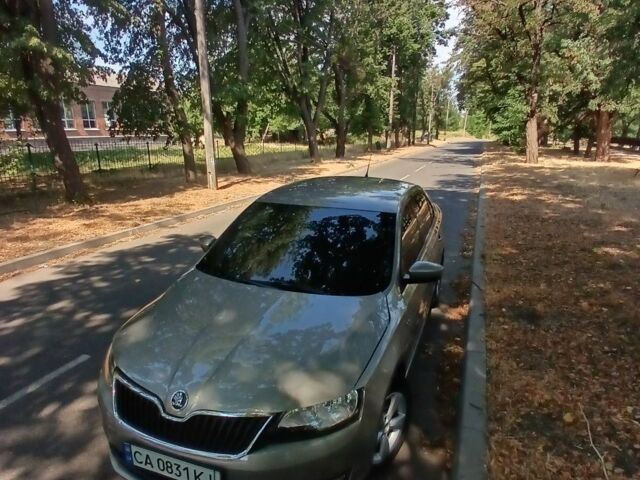 Бежевый Шкода Рапид, объемом двигателя 1.2 л и пробегом 218 тыс. км за 5900 $, фото 1 на Automoto.ua