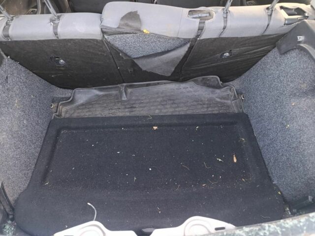 Бежевый Шкода Рапид, объемом двигателя 1 л и пробегом 1 тыс. км за 3000 $, фото 4 на Automoto.ua