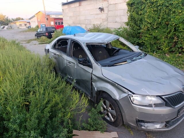 Бежевый Шкода Рапид, объемом двигателя 1 л и пробегом 1 тыс. км за 3000 $, фото 2 на Automoto.ua