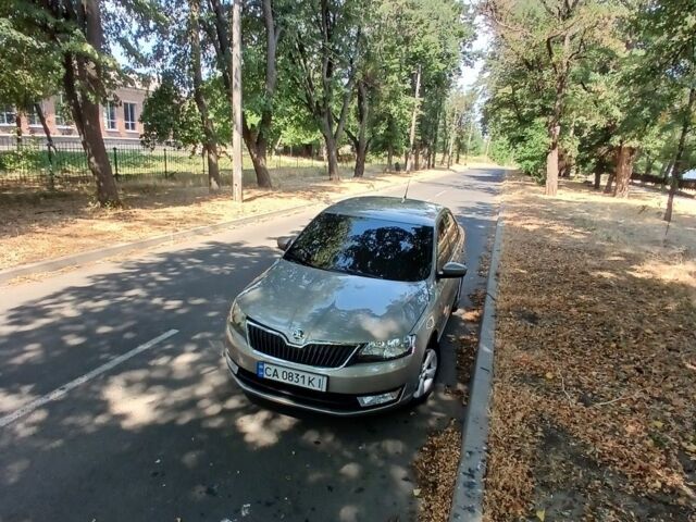 Бежевый Шкода Рапид, объемом двигателя 1.2 л и пробегом 218 тыс. км за 5900 $, фото 2 на Automoto.ua