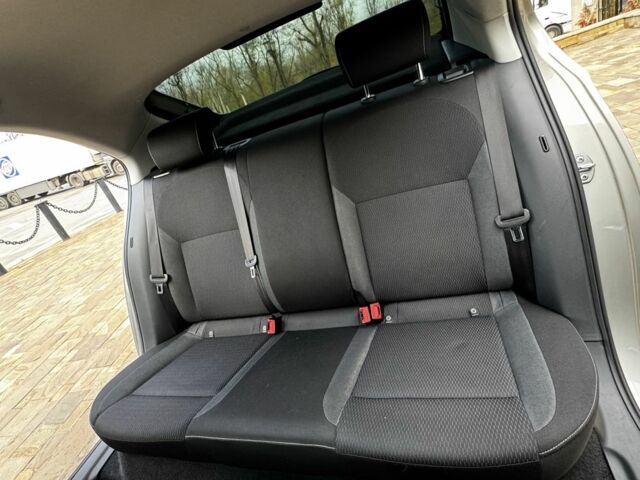 Бежевый Шкода Рапид, объемом двигателя 1.6 л и пробегом 190 тыс. км за 8900 $, фото 5 на Automoto.ua