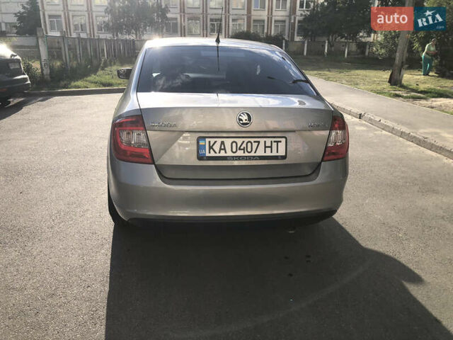 Бежевий Шкода Рапід, об'ємом двигуна 1.6 л та пробігом 181 тис. км за 12000 $, фото 3 на Automoto.ua