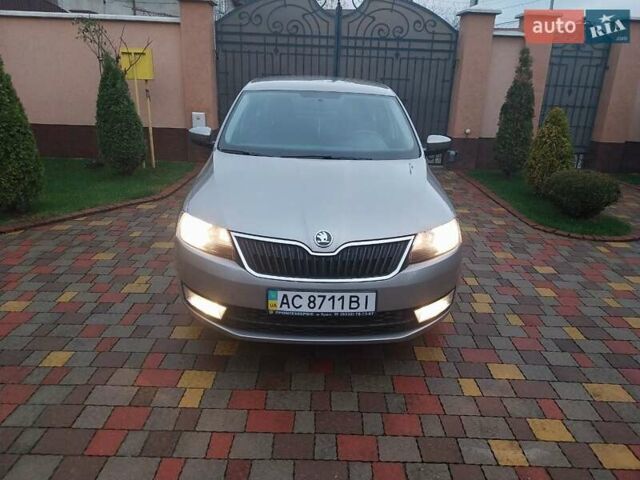Бежевий Шкода Рапід, об'ємом двигуна 1.2 л та пробігом 154 тис. км за 6700 $, фото 4 на Automoto.ua