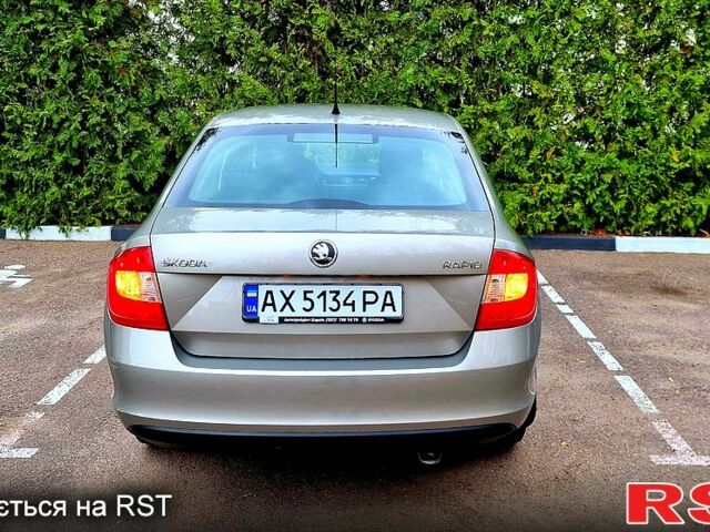 Бежевый Шкода Рапид, объемом двигателя 1.2 л и пробегом 78 тыс. км за 9370 $, фото 2 на Automoto.ua