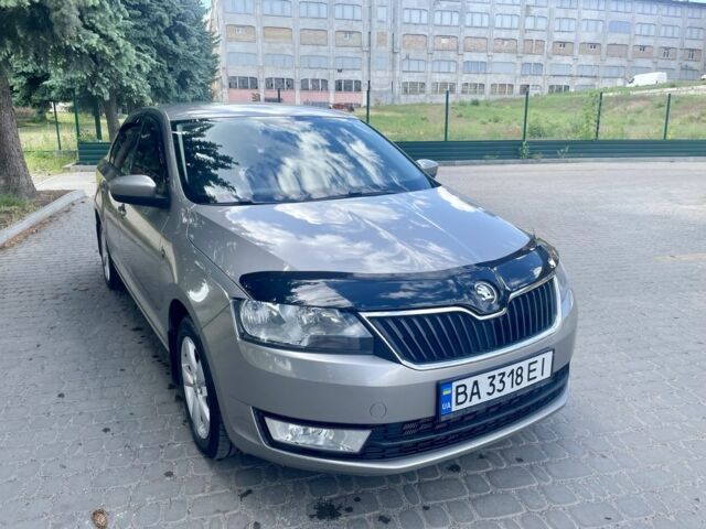 Бежевий Шкода Рапід, об'ємом двигуна 1.2 л та пробігом 160 тис. км за 7500 $, фото 1 на Automoto.ua