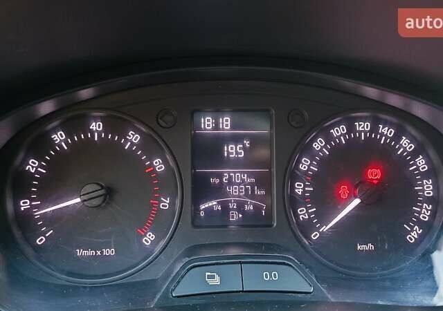 Бежевий Шкода Рапід, об'ємом двигуна 1.6 л та пробігом 48 тис. км за 9600 $, фото 20 на Automoto.ua