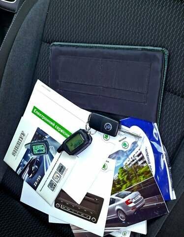 Бежевий Шкода Рапід, об'ємом двигуна 1.2 л та пробігом 78 тис. км за 9270 $, фото 38 на Automoto.ua