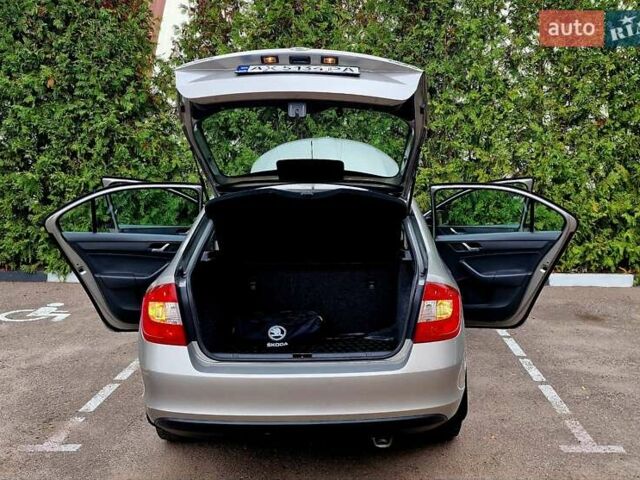 Бежевый Шкода Рапид, объемом двигателя 1.2 л и пробегом 78 тыс. км за 9200 $, фото 19 на Automoto.ua