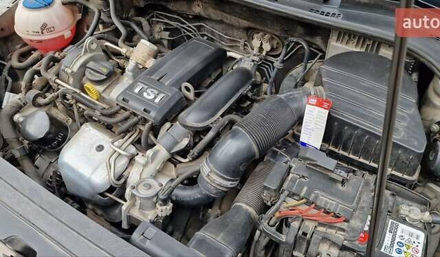 Бежевий Шкода Рапід, об'ємом двигуна 1.2 л та пробігом 78 тис. км за 9250 $, фото 21 на Automoto.ua