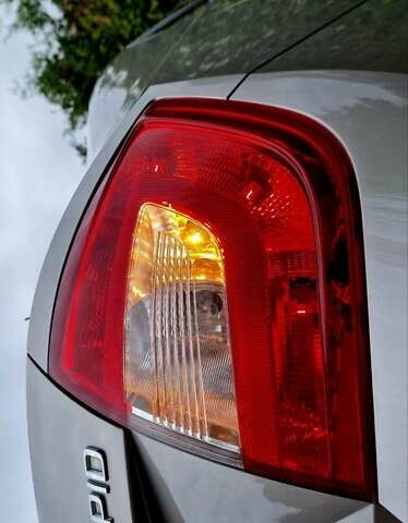 Бежевый Шкода Рапид, объемом двигателя 1.2 л и пробегом 82 тыс. км за 9270 $, фото 17 на Automoto.ua