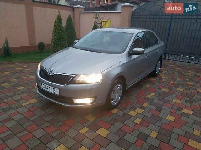 Бежевий Шкода Рапід, об'ємом двигуна 1.2 л та пробігом 154 тис. км за 6700 $, фото 7 на Automoto.ua