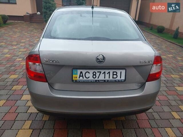 Бежевий Шкода Рапід, об'ємом двигуна 1.2 л та пробігом 154 тис. км за 6700 $, фото 18 на Automoto.ua