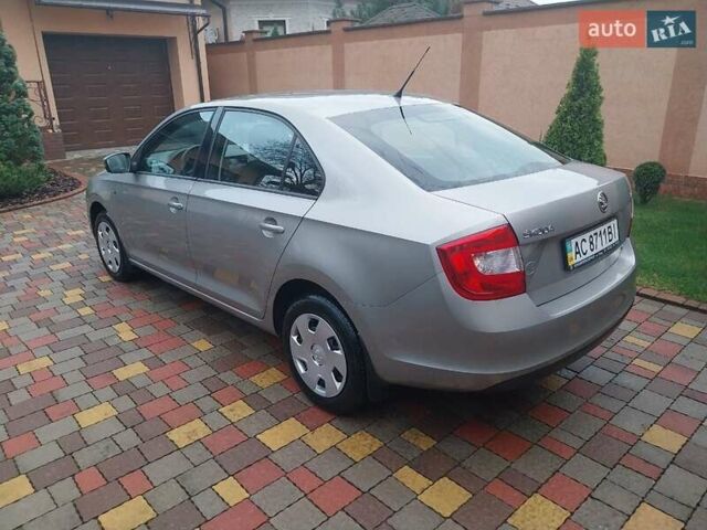 Бежевий Шкода Рапід, об'ємом двигуна 1.2 л та пробігом 154 тис. км за 6700 $, фото 15 на Automoto.ua