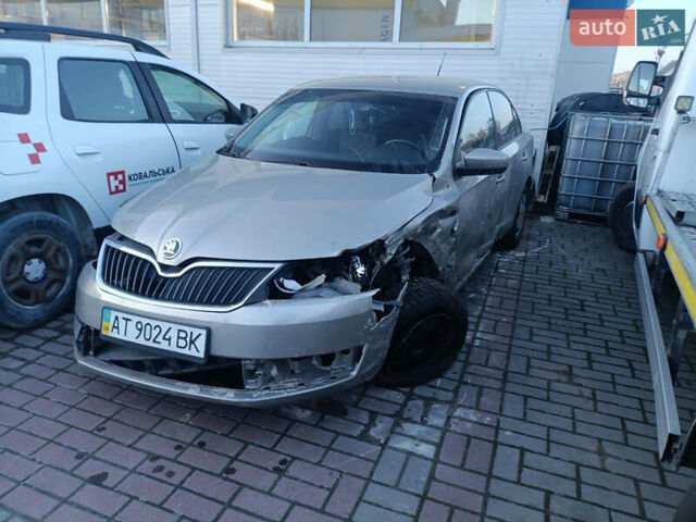 Бежевий Шкода Рапід, об'ємом двигуна 1.6 л та пробігом 111 тис. км за 2900 $, фото 3 на Automoto.ua