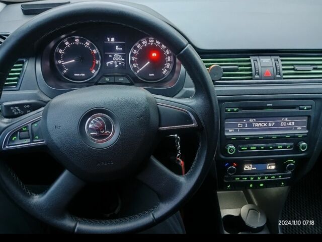 Бежевый Шкода Рапид, объемом двигателя 1.2 л и пробегом 108 тыс. км за 9600 $, фото 5 на Automoto.ua