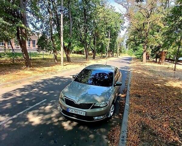 Бежевый Шкода Рапид, объемом двигателя 1.2 л и пробегом 218 тыс. км за 5900 $, фото 5 на Automoto.ua