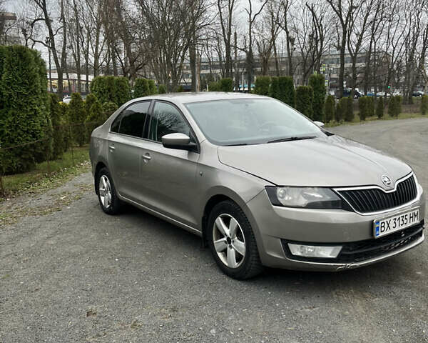 Бежевый Шкода Рапид, объемом двигателя 1.2 л и пробегом 250 тыс. км за 6600 $, фото 6 на Automoto.ua