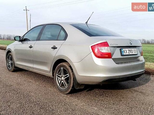 Бежевий Шкода Рапід, об'ємом двигуна 1.6 л та пробігом 76 тис. км за 8500 $, фото 6 на Automoto.ua