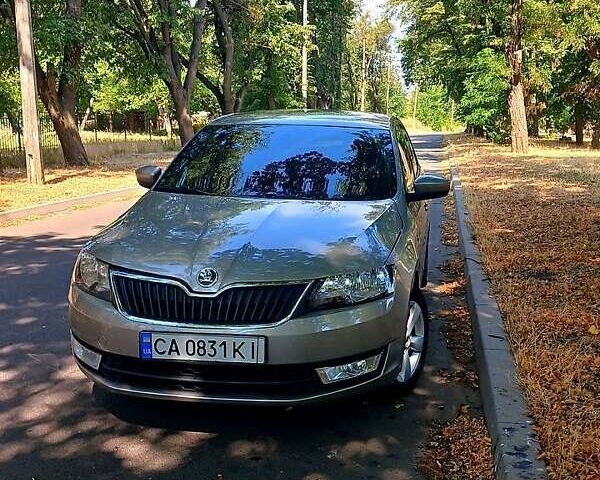 Бежевый Шкода Рапид, объемом двигателя 1.2 л и пробегом 218 тыс. км за 5900 $, фото 6 на Automoto.ua