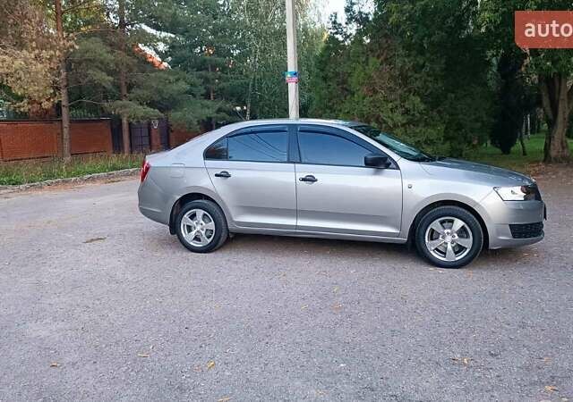 Бежевий Шкода Рапід, об'ємом двигуна 1.6 л та пробігом 48 тис. км за 9600 $, фото 18 на Automoto.ua