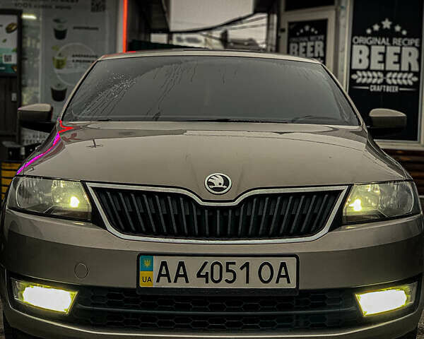 Бежевый Шкода Рапид, объемом двигателя 1.6 л и пробегом 185 тыс. км за 9000 $, фото 3 на Automoto.ua