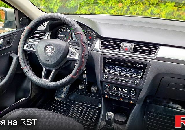 Бежевый Шкода Рапид, объемом двигателя 1.2 л и пробегом 78 тыс. км за 9370 $, фото 10 на Automoto.ua