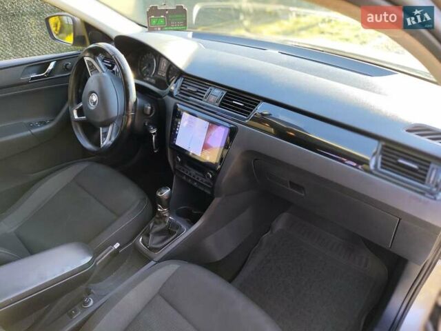 Бежевый Шкода Рапид, объемом двигателя 1.6 л и пробегом 206 тыс. км за 8900 $, фото 21 на Automoto.ua