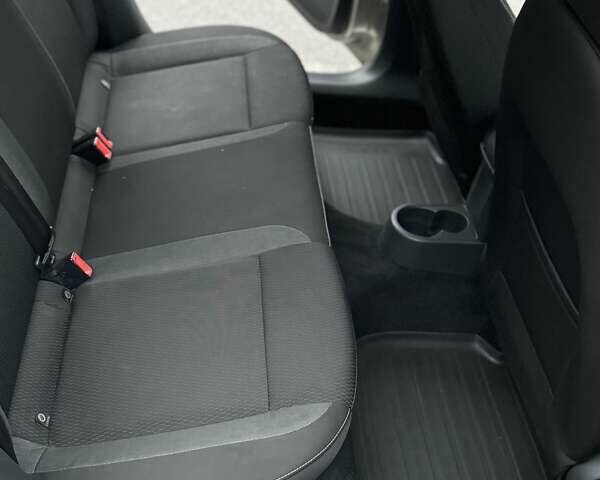 Бежевий Шкода Рапід, об'ємом двигуна 1.6 л та пробігом 187 тис. км за 8500 $, фото 47 на Automoto.ua