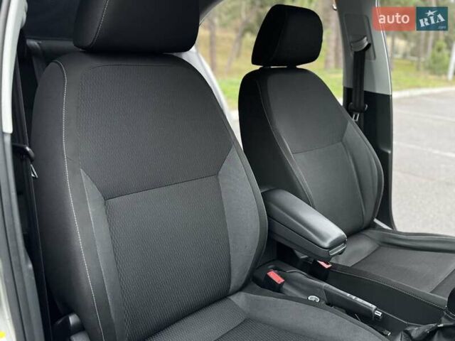 Бежевий Шкода Рапід, об'ємом двигуна 1.6 л та пробігом 187 тис. км за 8500 $, фото 52 на Automoto.ua